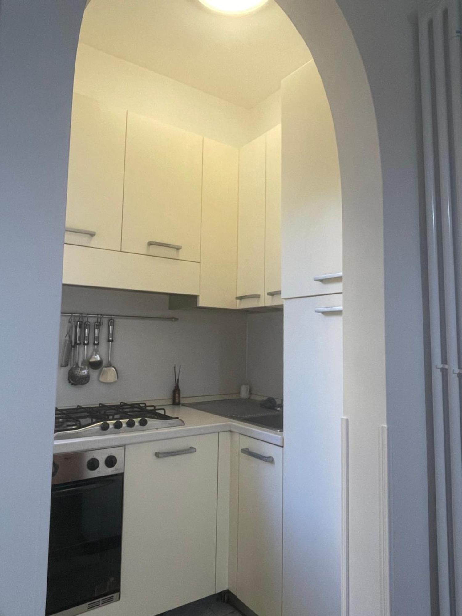Apartment 15 Min From Duomo, Located Citylife Spacious Flat Mailand